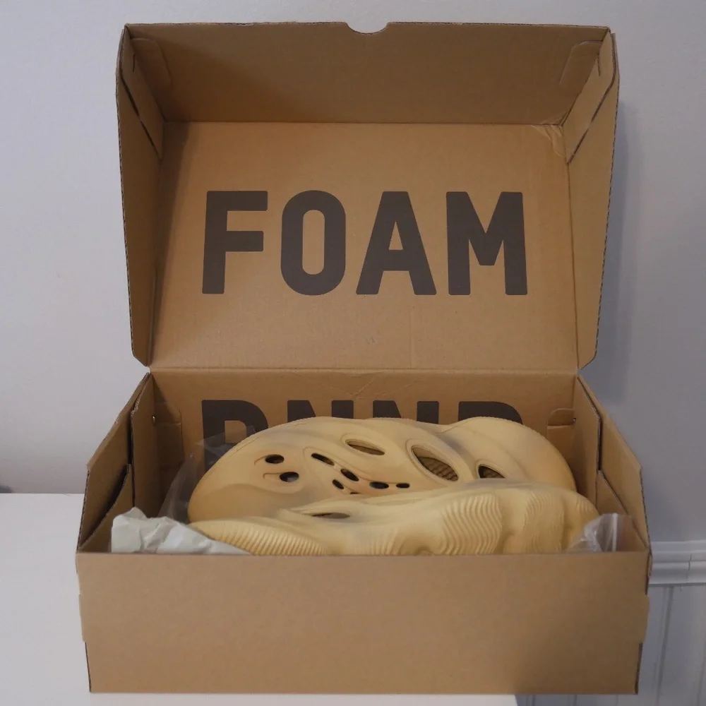 Yeezy Foam runner 'Desert Sand' - Picture 3 of 5